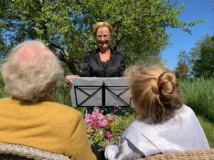 Trouwambtenaar Arlette van de Kemp trouwambtenaar